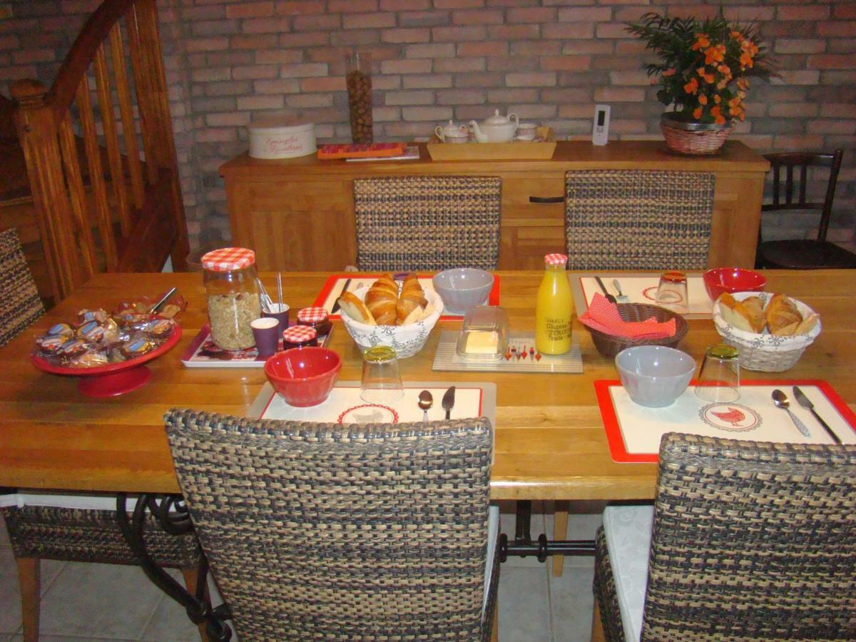 Bed and Breakfast La Sente Des Vignes Hauteville  Экстерьер фото